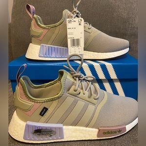 NWT ADIDAS NMD_R1